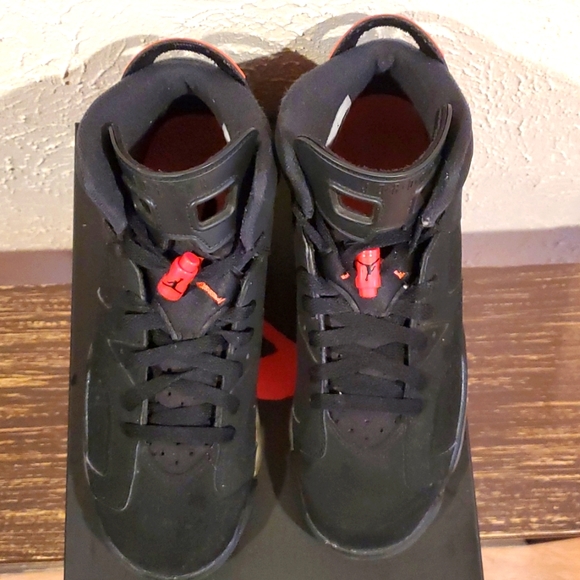 Jordan 6 Retro Black Infrared 2019 (Worn) No Box - Picture 8 of 8